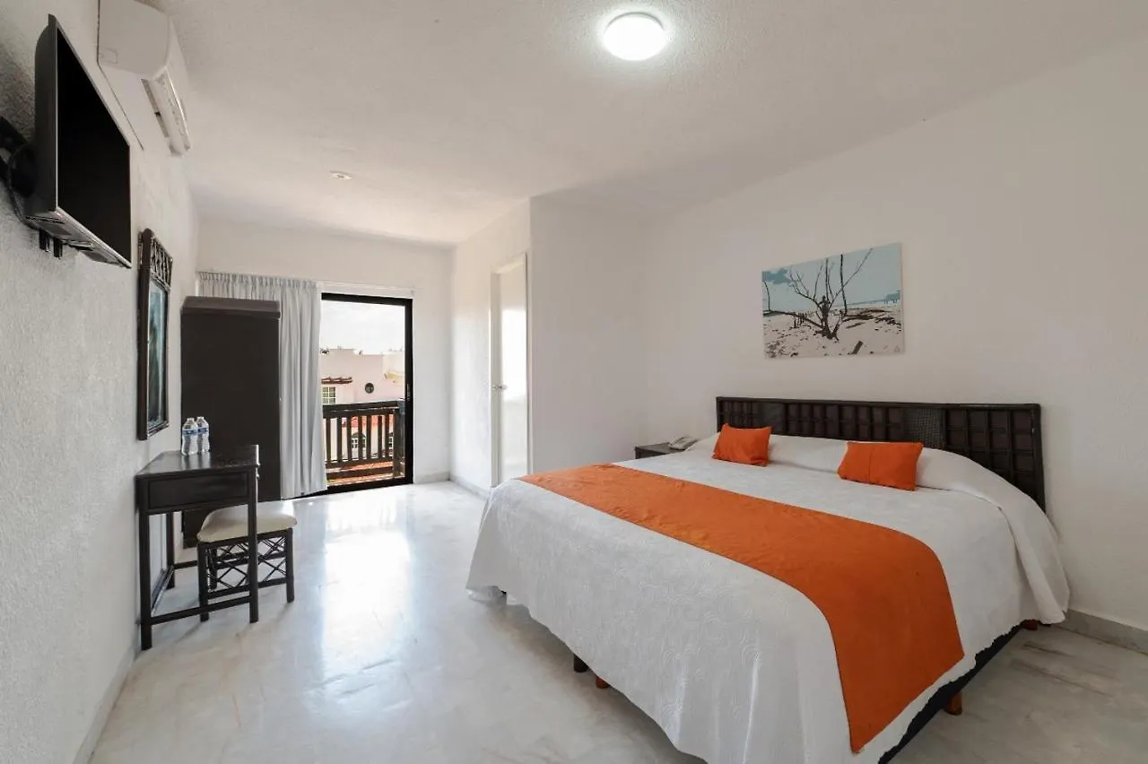 Hotel Imperial Laguna Faranda Cancún 3*,